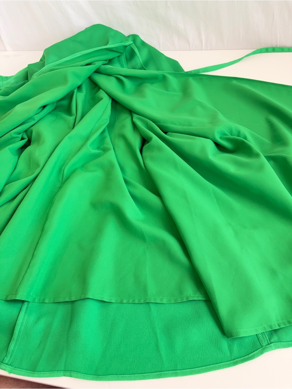 Banana Republic Kelly Green Vneck Midi Wrap Dress Tie Belt Medium Sleeveless NWT - Picture 14 of 17